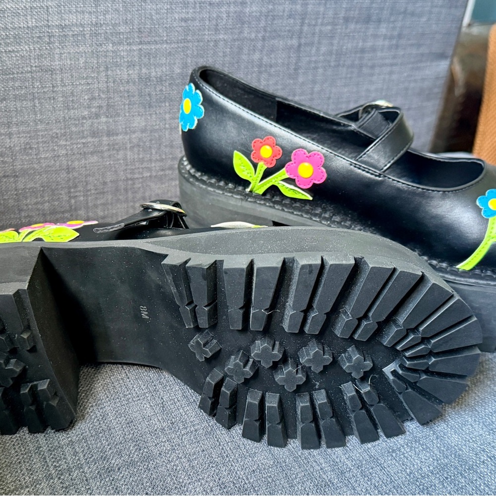 Delia’s Floral Black Platform Shoes Sz 8 - Picture 9 of 10